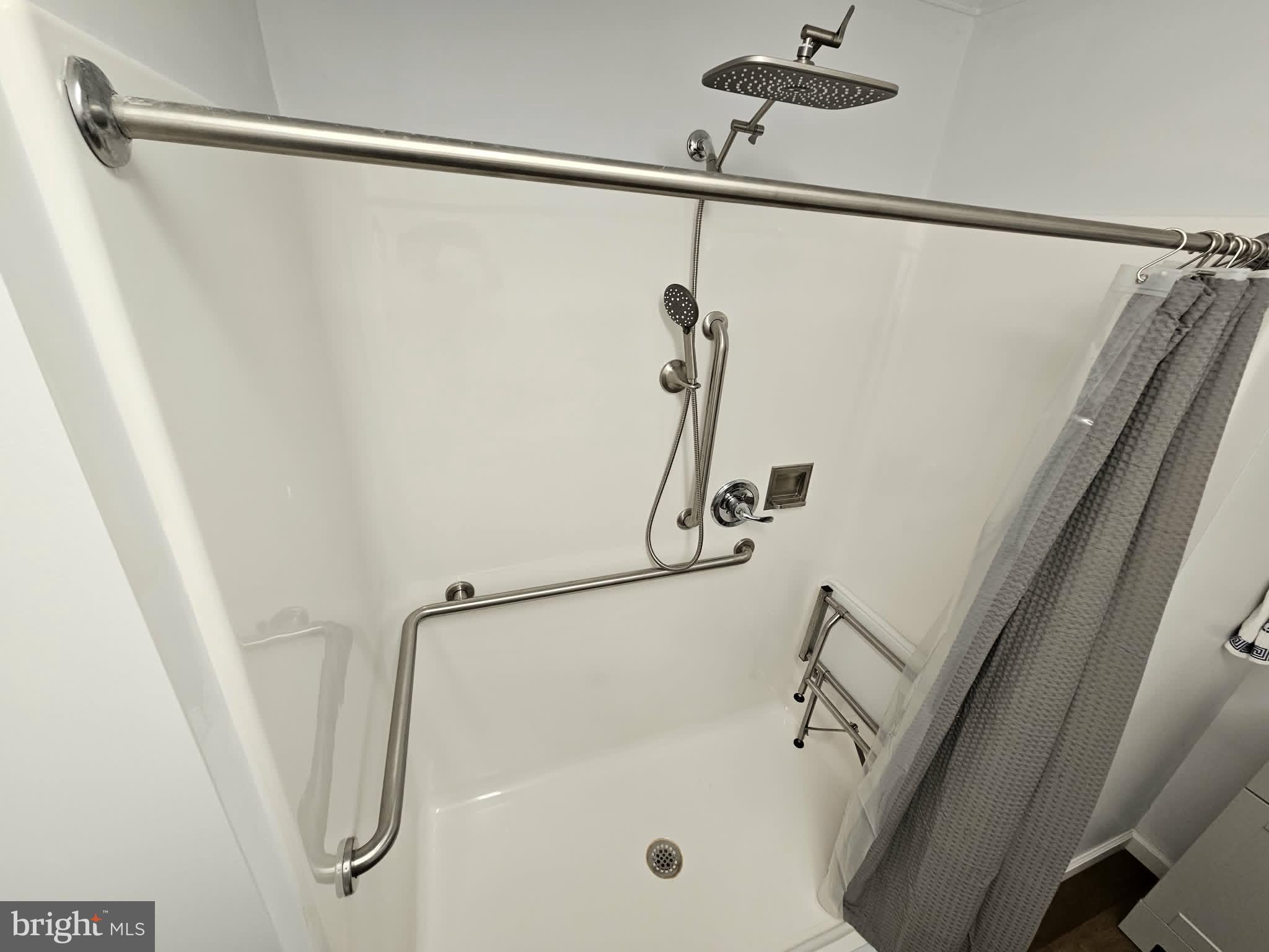 30 South Skyline Drive Ridgeley, WV 26753 - Photo 10 of 15 a bathroom with a shower and a shower