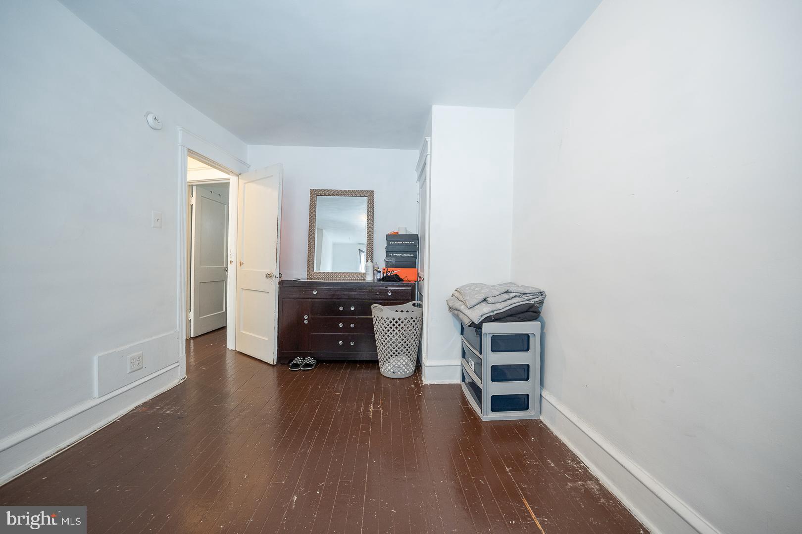6980 Clinton Road Upper Darby, PA 19082 - Photo 21 of 33