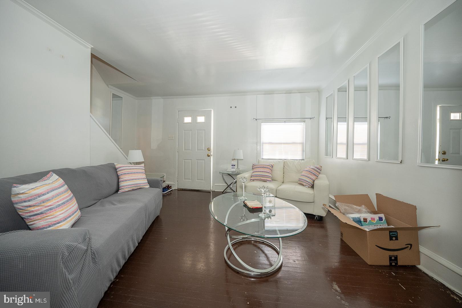 6980 Clinton Road Upper Darby, PA 19082 - Photo 7 of 33