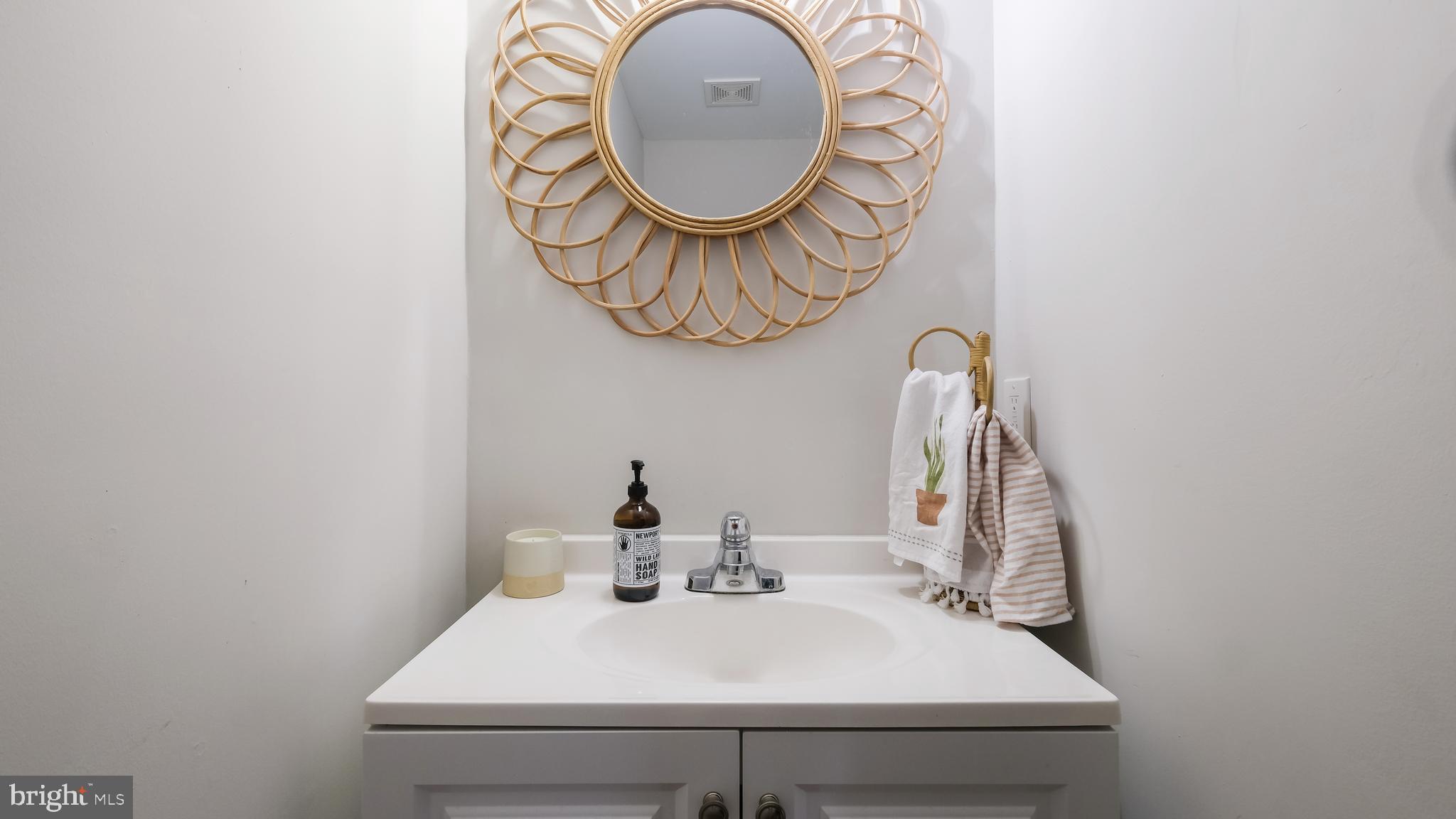78 Charing Cross Road, Unit 46 Doylestown, PA 18901 - Photo 14 of 33 Powder room