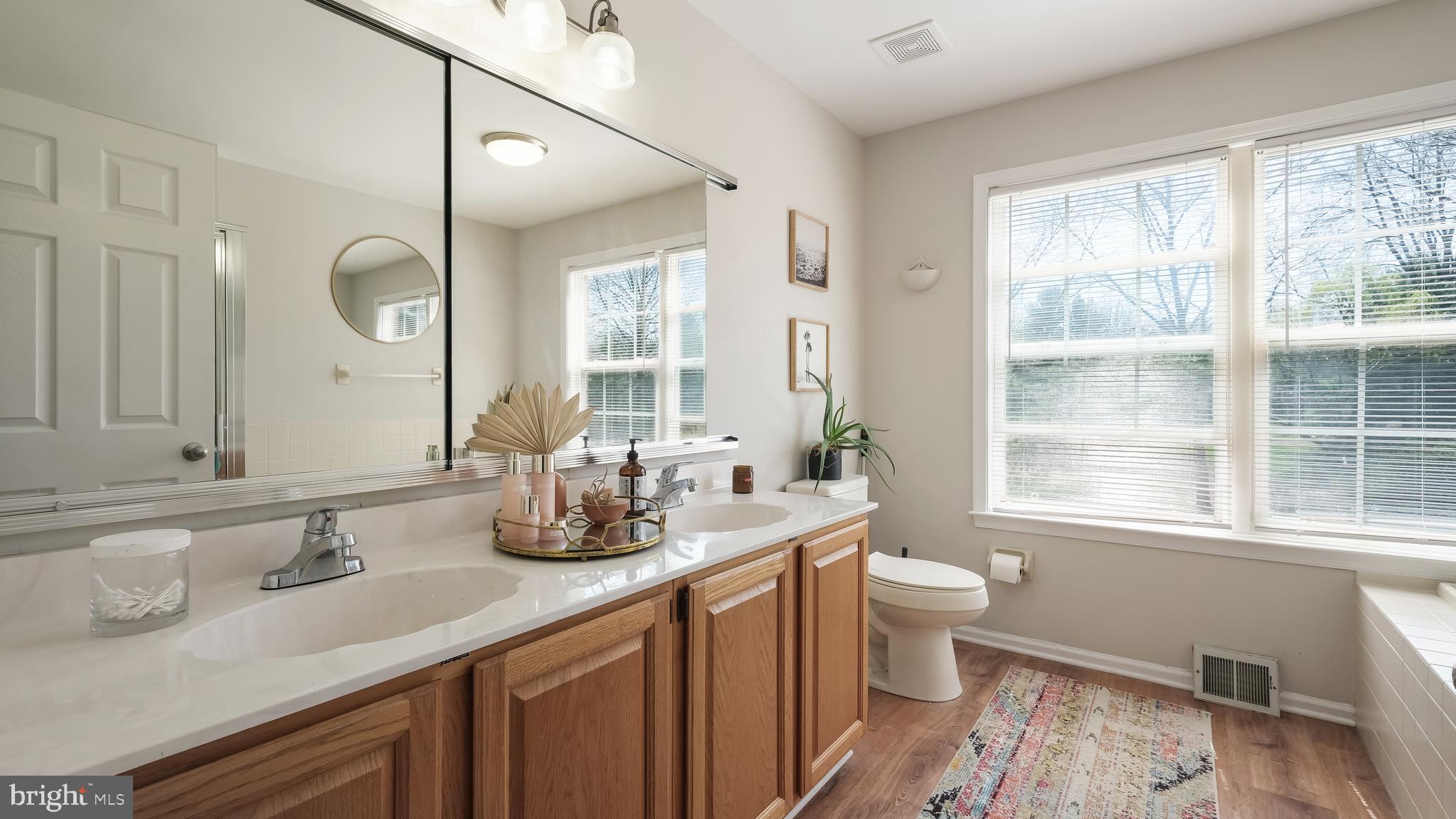 78 Charing Cross Road, Unit 46 Doylestown, PA 18901 - Photo 19 of 33 full bath in owners suite