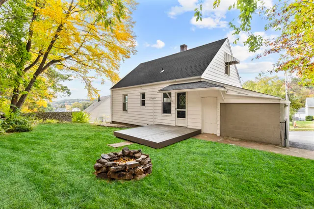 $359,900 | 43 Coppola Terrace, Derby, CT 06418