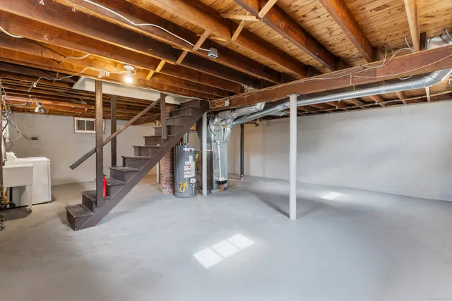 $359,900 | 43 Coppola Terrace, Derby, CT 06418