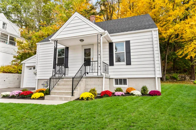 $359,900 | 43 Coppola Terrace, Derby, CT 06418