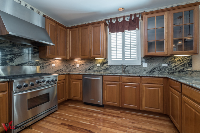 25361 Spring Street Manhattan, IL 60442 - Photo 3 of 31 Gallery Image 3