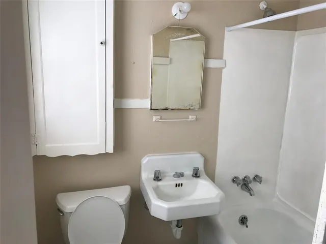 $1,095 | 5800 Vickery Boulevard, Unit 4, Dallas, TX 75206