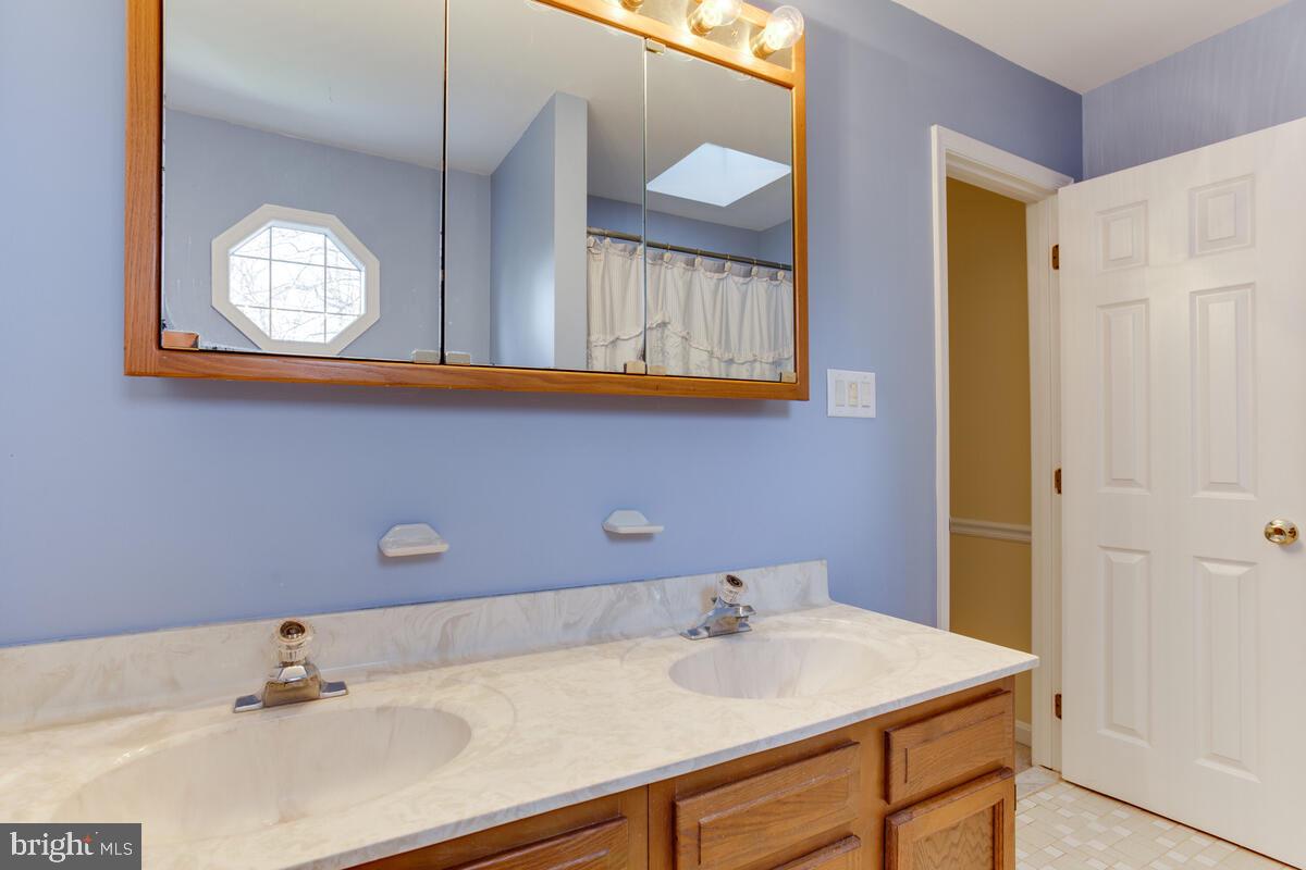 8895 Lowell Road Pomfret, MD 20675 - Photo 50 of 59
