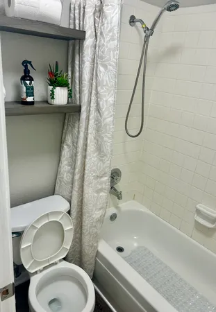 $90,000 | 12660 Ashford Point Drive, Unit 608, Houston, TX 77082