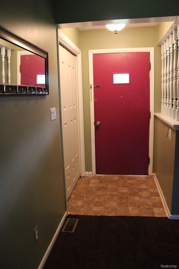 11287 Hartland Road Fenton, MI 48430 - Photo 26 of 30 Hartland 11287 (18).jpg