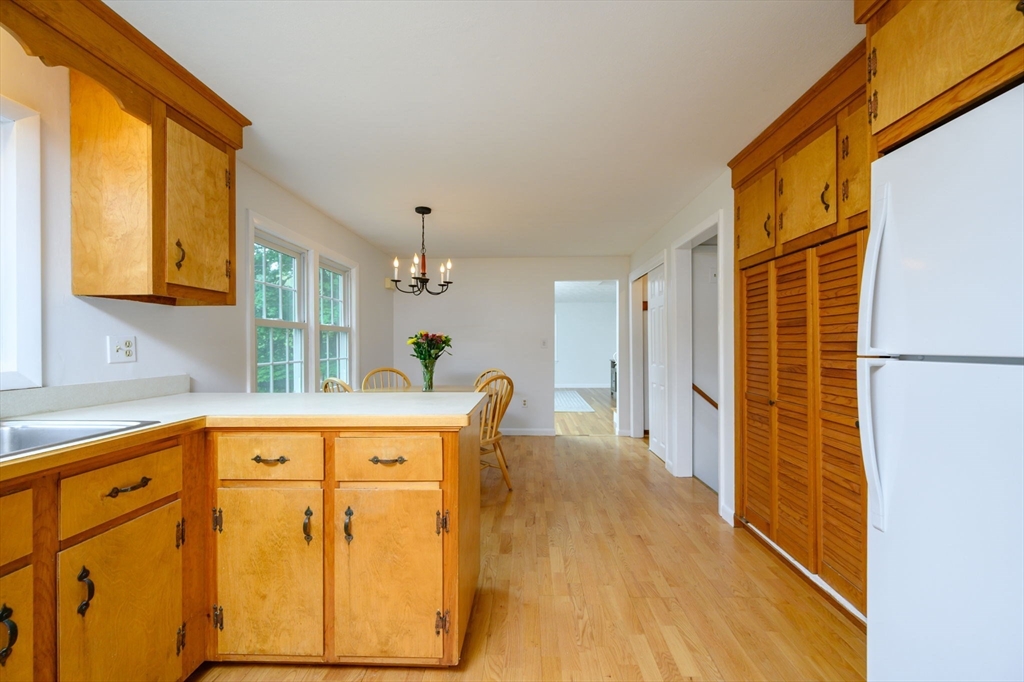 101 Brook Bend Road Hanover, MA 02339 - Photo 11 of 36 Gallery Image 11