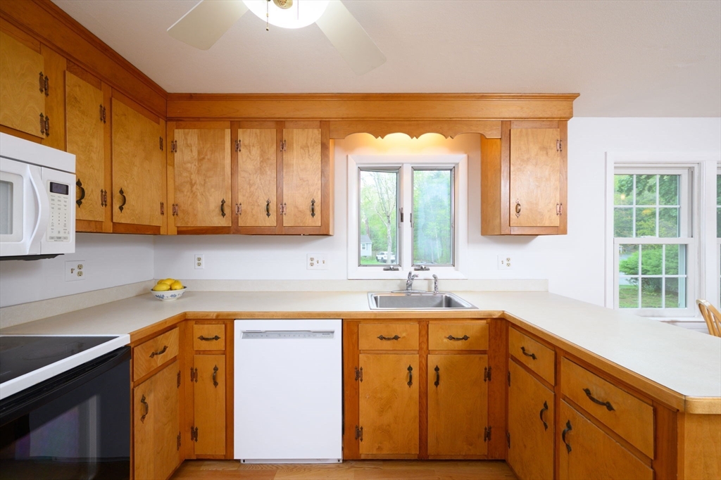 101 Brook Bend Road Hanover, MA 02339 - Photo 14 of 36 Gallery Image 14