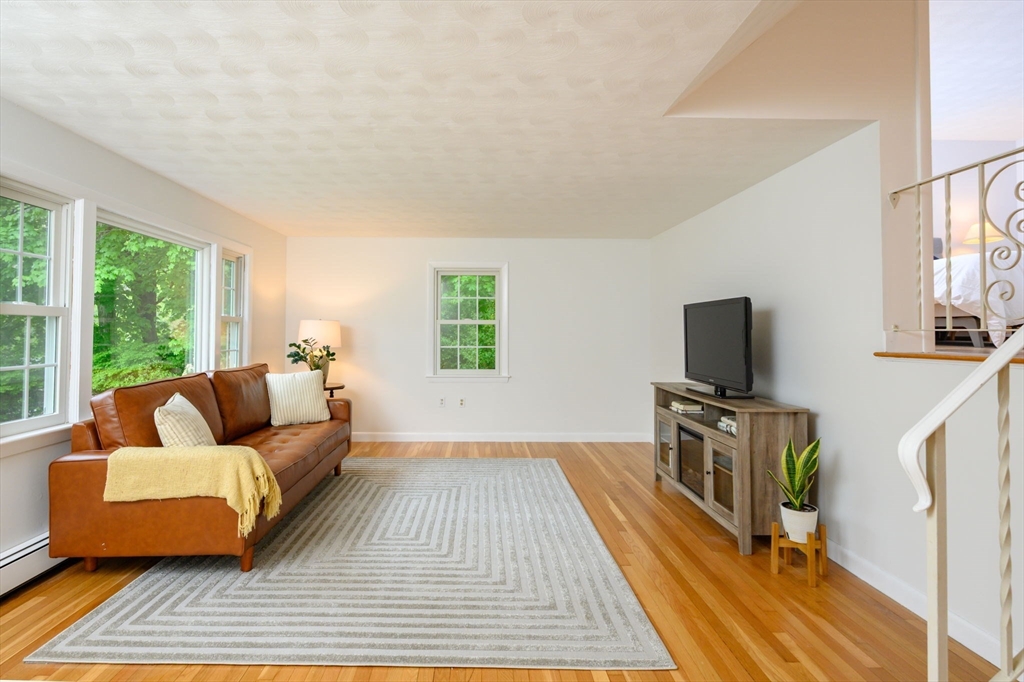 101 Brook Bend Road Hanover, MA 02339 - Photo 7 of 36 Gallery Image 7