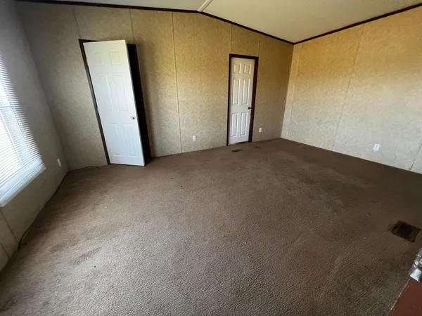 $2,500 | 18352 Wilber Road, Hamshire, TX 77622