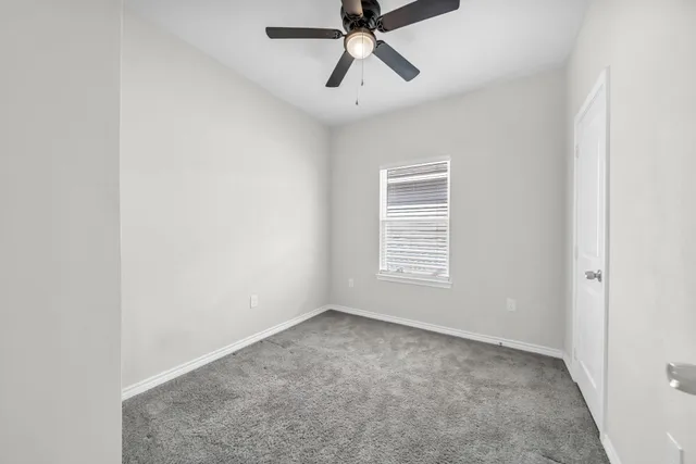 $1,400 | 16606 East Forrestal Street, Montgomery, TX 77316