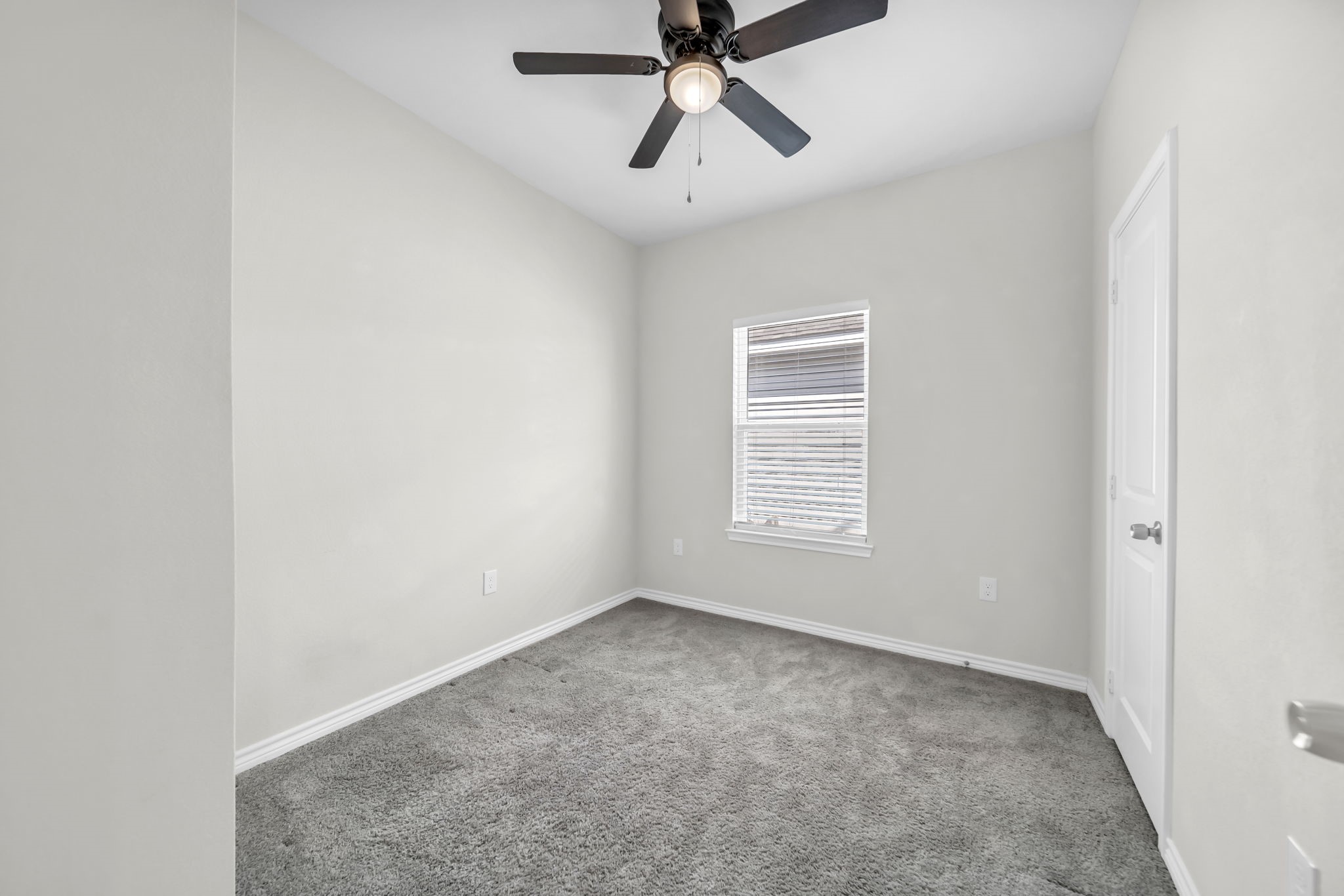 16606 East Forrestal Street Montgomery, TX 77316 - Photo 7 of 14