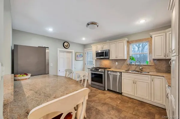 $700,000 | 159 Dawn Drive, Centereach, NY 11720