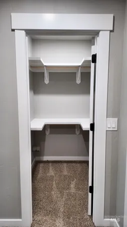 $525,000 | 5850 Lockett Road, Huntington, OR 97907