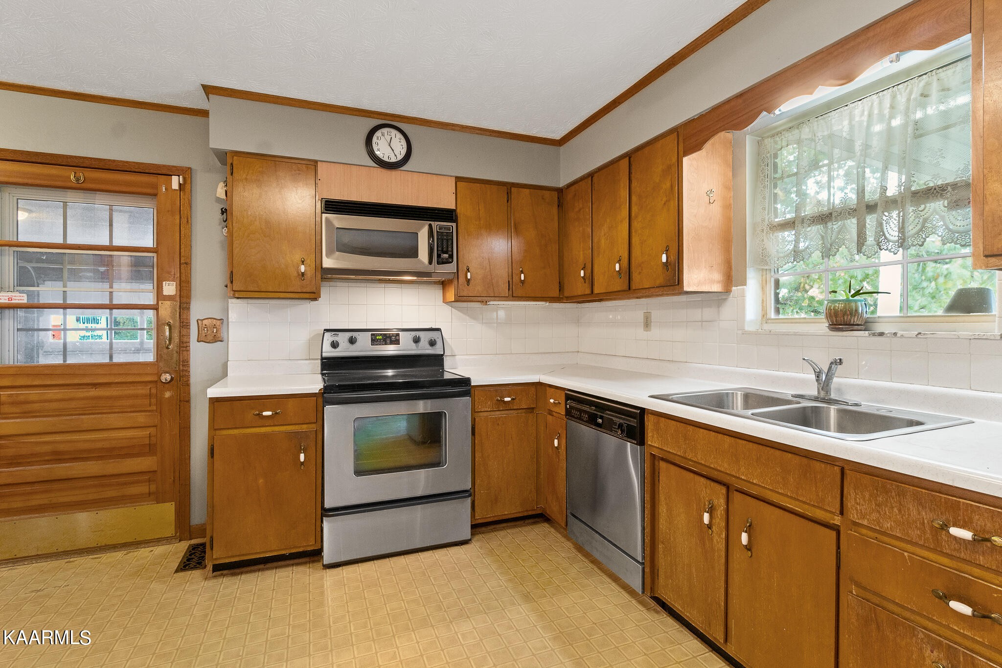 937 Cave Road Jefferson City, TN 37760 - Photo 9 of 27 Gallery Image 9