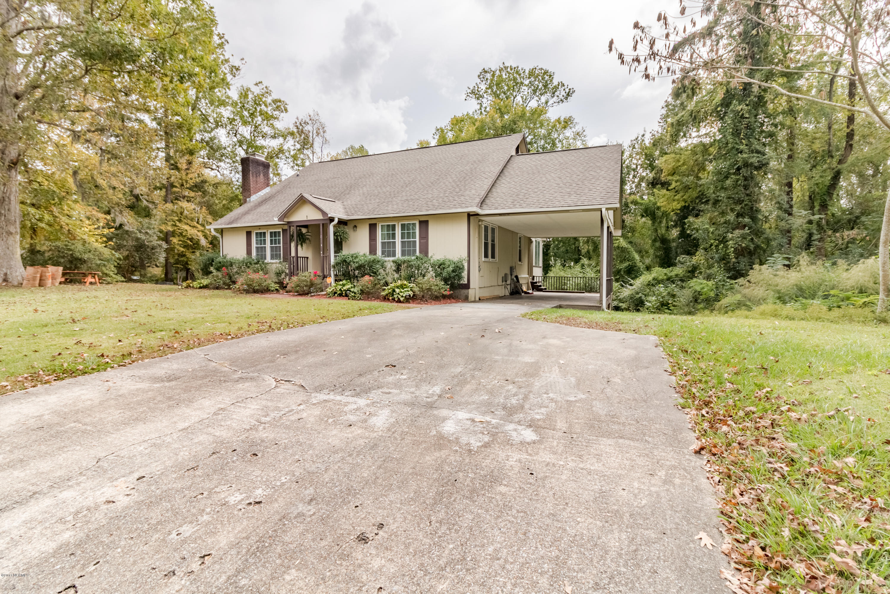1 Laran Road Jacksonville, NC 28540 - Photo 1 of 30 IMG_0031-HDR-22
