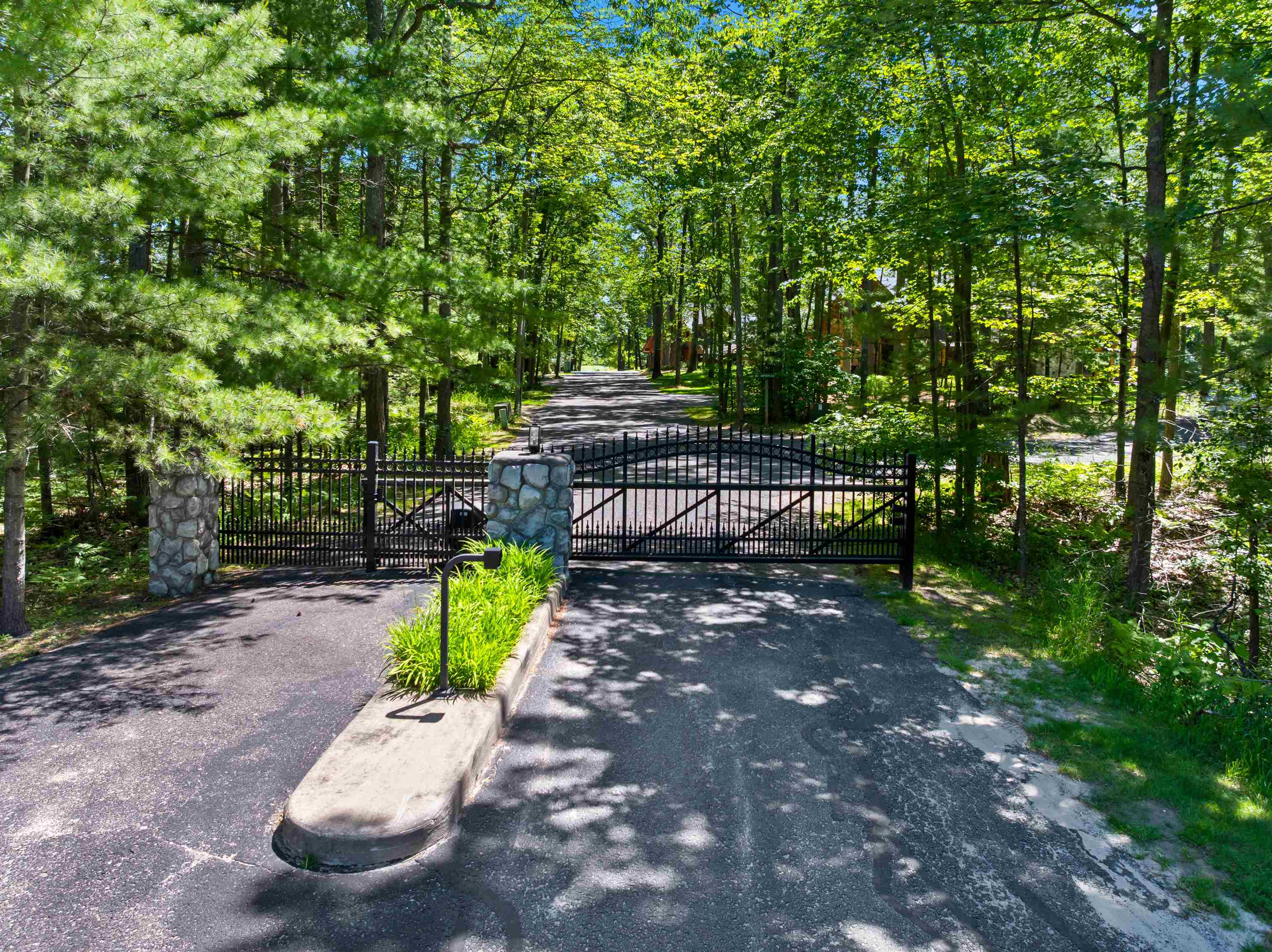 592 Osprey Lane Lewiston, MI 49756 - Photo 24 of 24 1947198-d8361b1f-7022-4b82-bcd4-1d7d38f6fa38.JPG