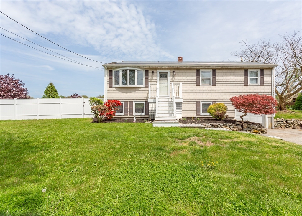 688 Sodom Road Westport, MA 02790 - Photo 4 of 29 Gallery Image 4