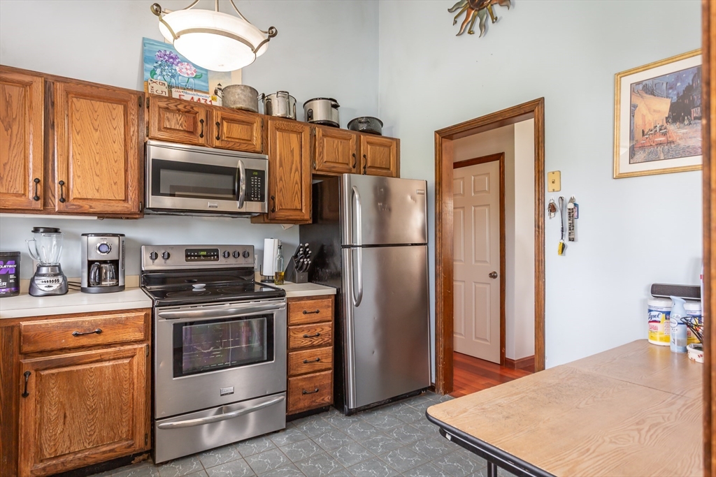 688 Sodom Road Westport, MA 02790 - Photo 7 of 29 Gallery Image 7
