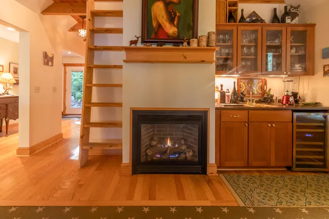 $699,999 | 248 Long Pond Road, Great Pond, ME 04408