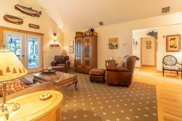 $699,999 | 248 Long Pond Road, Great Pond, ME 04408