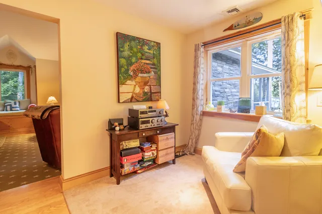 $699,999 | 248 Long Pond Road, Great Pond, ME 04408