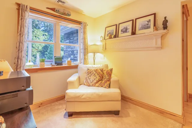 $699,999 | 248 Long Pond Road, Great Pond, ME 04408