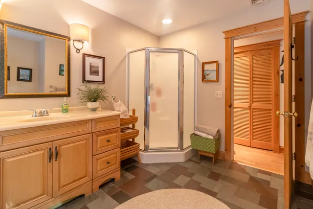 $699,999 | 248 Long Pond Road, Great Pond, ME 04408