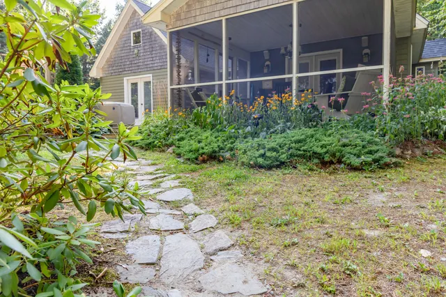 $699,999 | 248 Long Pond Road, Great Pond, ME 04408