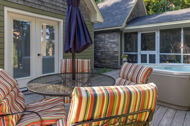 $699,999 | 248 Long Pond Road, Great Pond, ME 04408