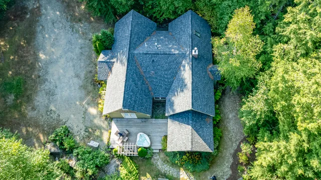 $699,999 | 248 Long Pond Road, Great Pond, ME 04408