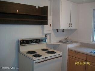 425 Butler Street Melbourne, FL 32901 - Photo 4 of 8 425 Butler Ave 7