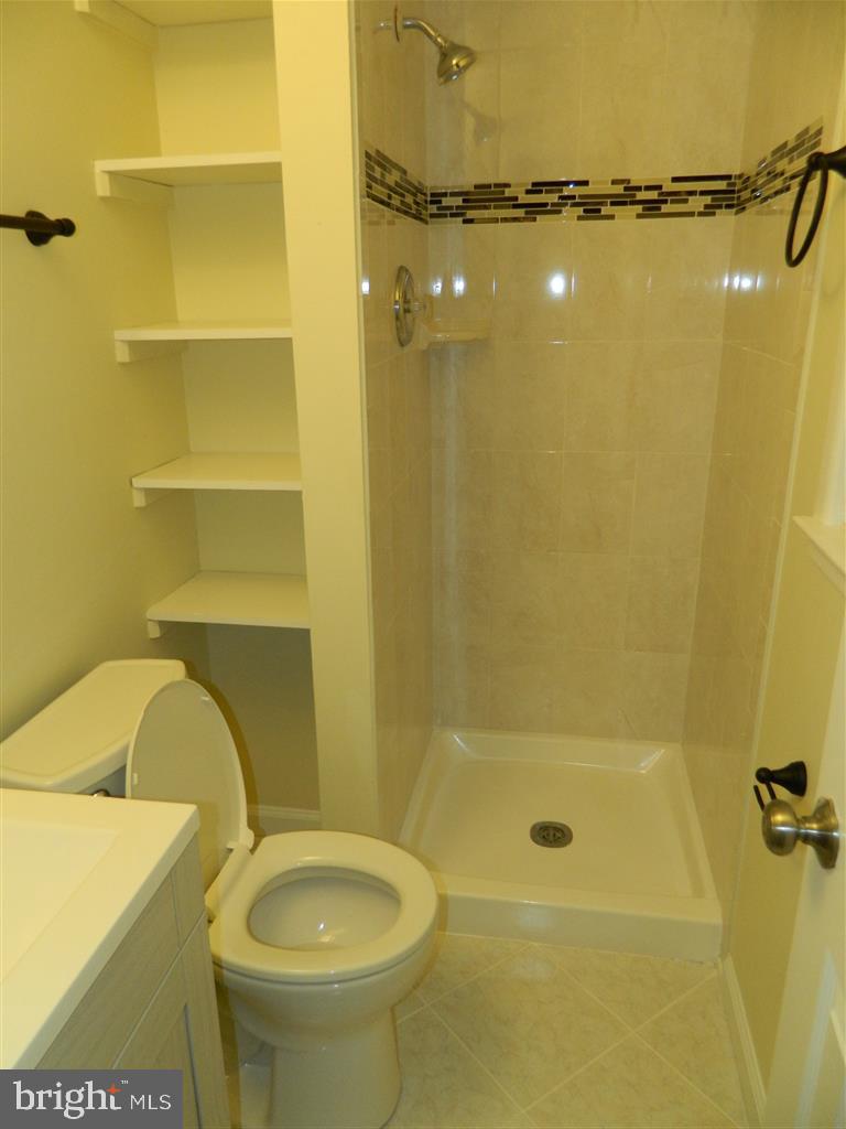 13644 Kingsman Road Woodbridge, VA 22193 - Photo 12 of 27 Gallery Image 12