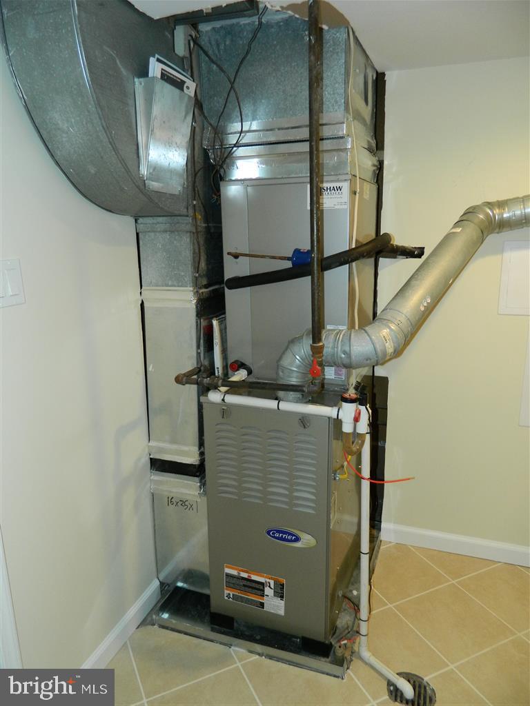 13644 Kingsman Road Woodbridge, VA 22193 - Photo 21 of 27 Gallery Image 21