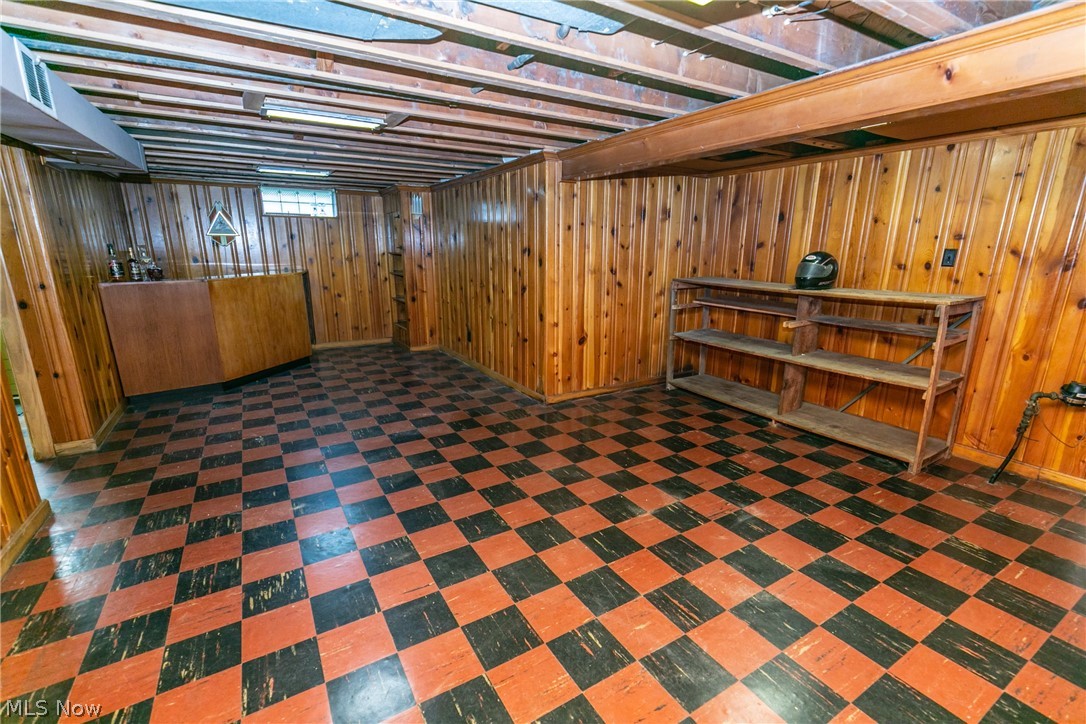 2405 Ralph Avenue Cleveland, OH 44109 - Photo 21 of 27 Gallery Image 21