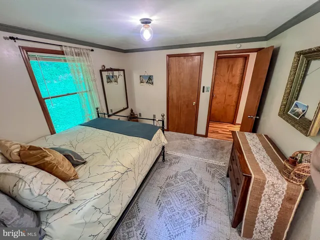 $720,000 | 7230 Edgemont Road, Frederick, MD 21702