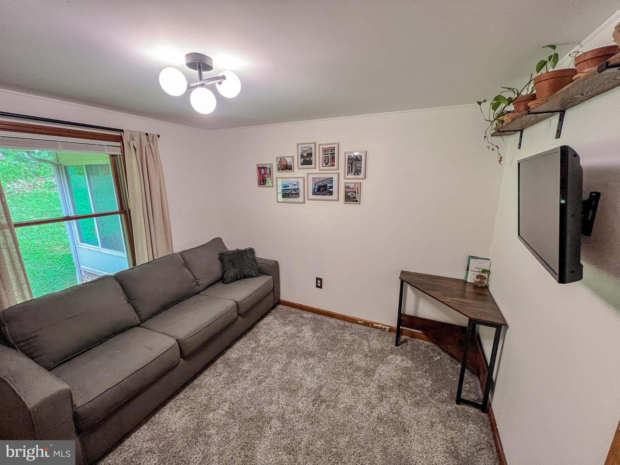 7230 Edgemont Road Frederick, MD 21702 - Photo 23 of 37