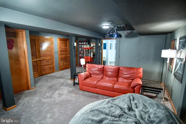 $720,000 | 7230 Edgemont Road, Frederick, MD 21702