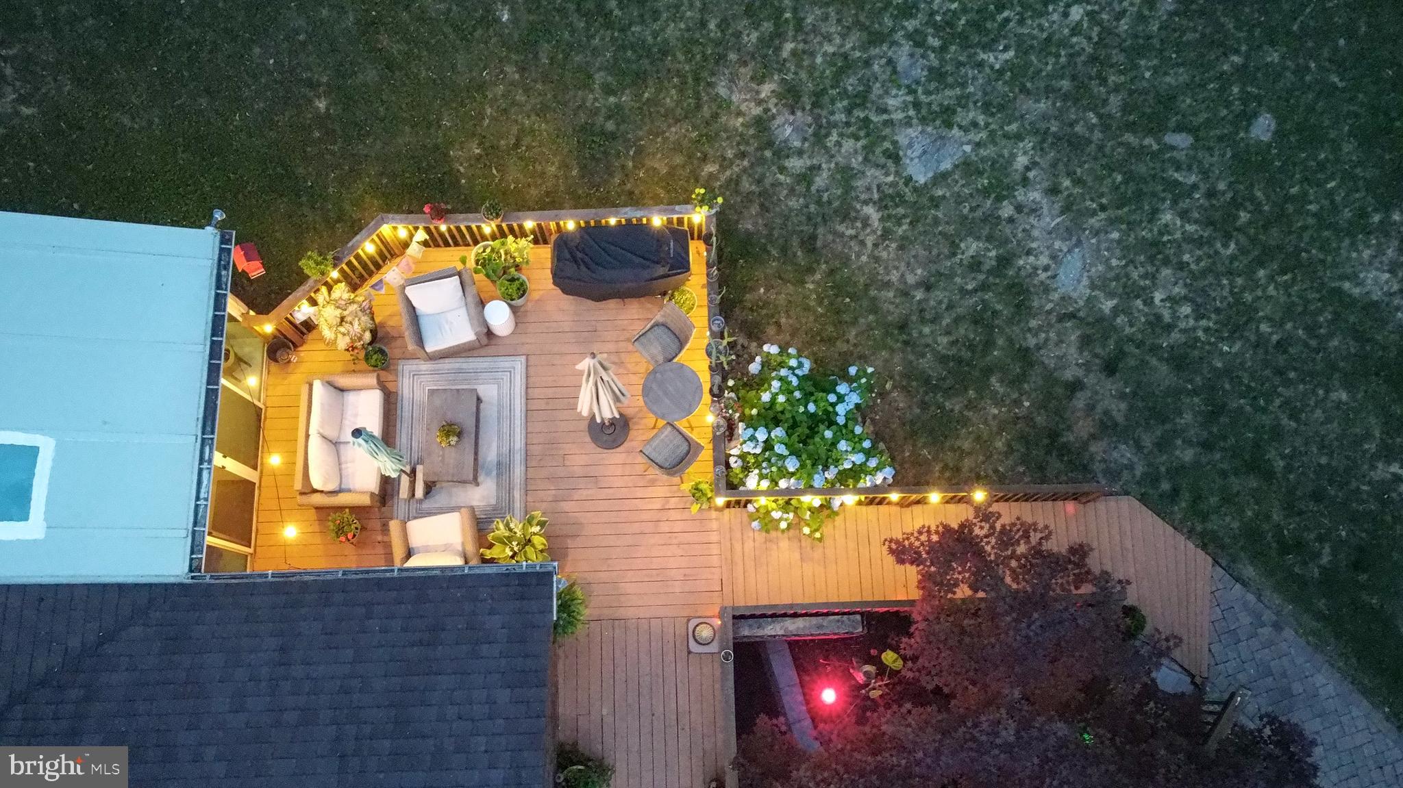 7230 Edgemont Road Frederick, MD 21702 - Photo 3 of 37