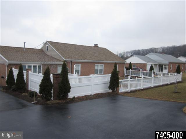 4990 Yorkana Road York, PA 17406 - Photo 4 of 22 Gallery Image 4