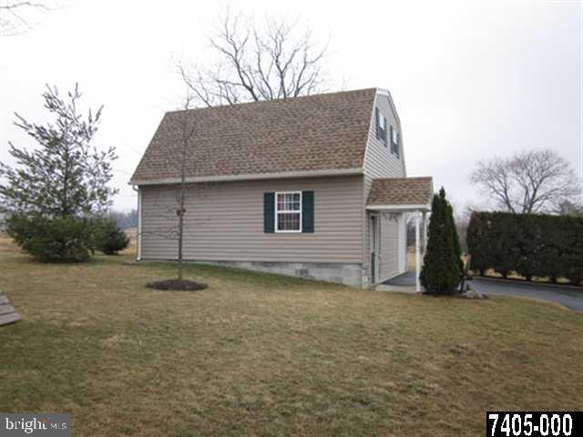 4990 Yorkana Road York, PA 17406 - Photo 6 of 22 Gallery Image 6