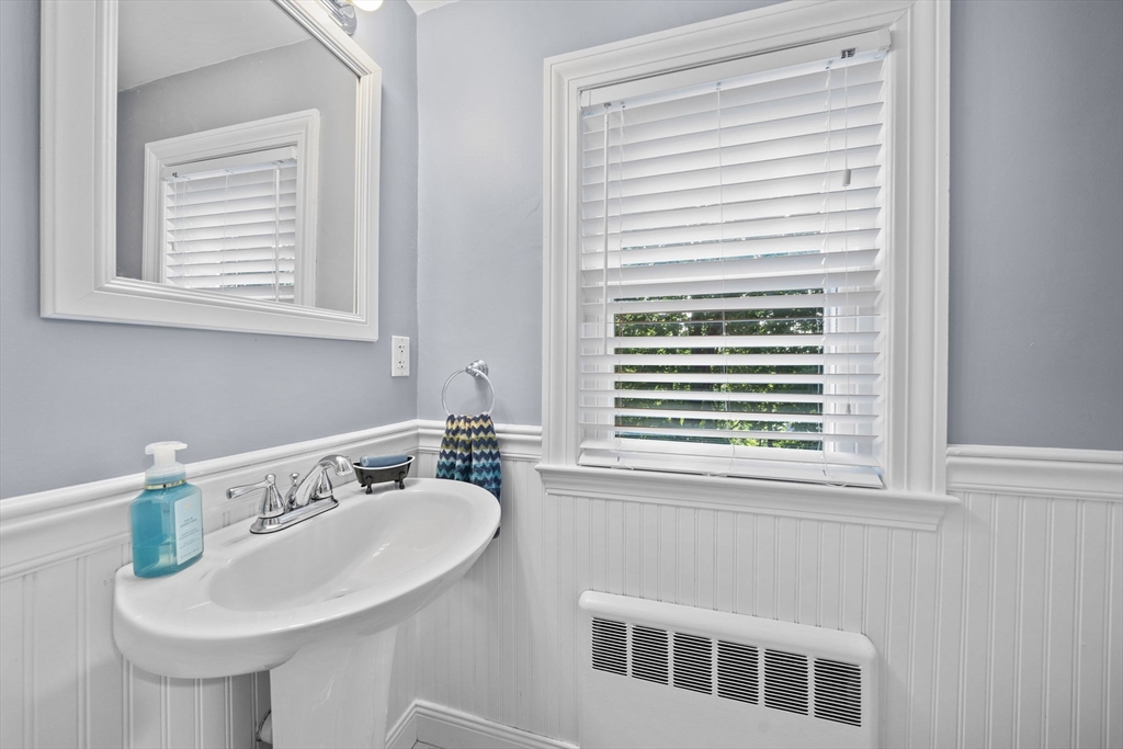 83 Forbes Hill Road, Unit 1 Quincy, MA 02170 - Photo 28 of 42