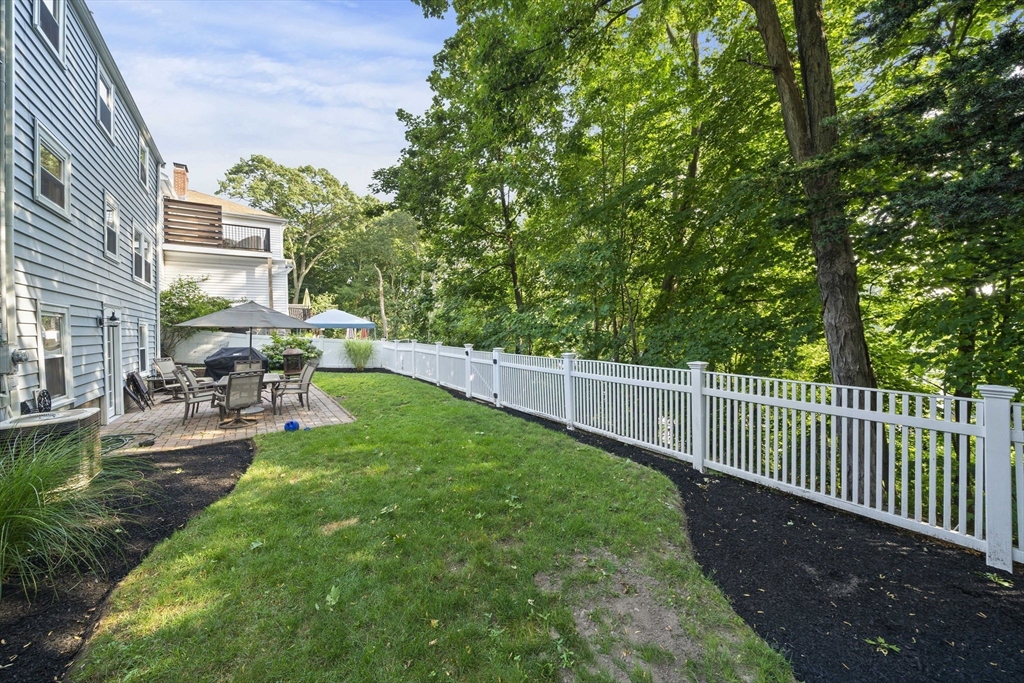 83 Forbes Hill Road, Unit 1 Quincy, MA 02170 - Photo 5 of 42