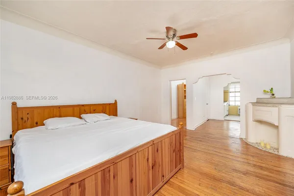 $2,200 | 830 Euclid Avenue, Unit 8, Miami Beach, FL 33139