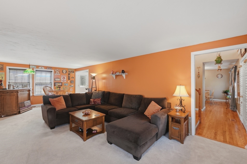 7 Nelson Road Charlton, MA 01507 - Photo 15 of 42