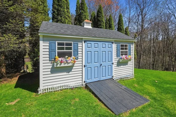 $630,000 | 7 Nelson Road, Charlton, MA 01507