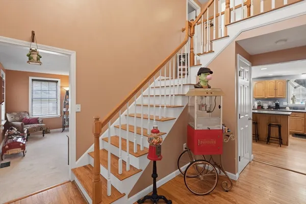 $630,000 | 7 Nelson Road, Charlton, MA 01507